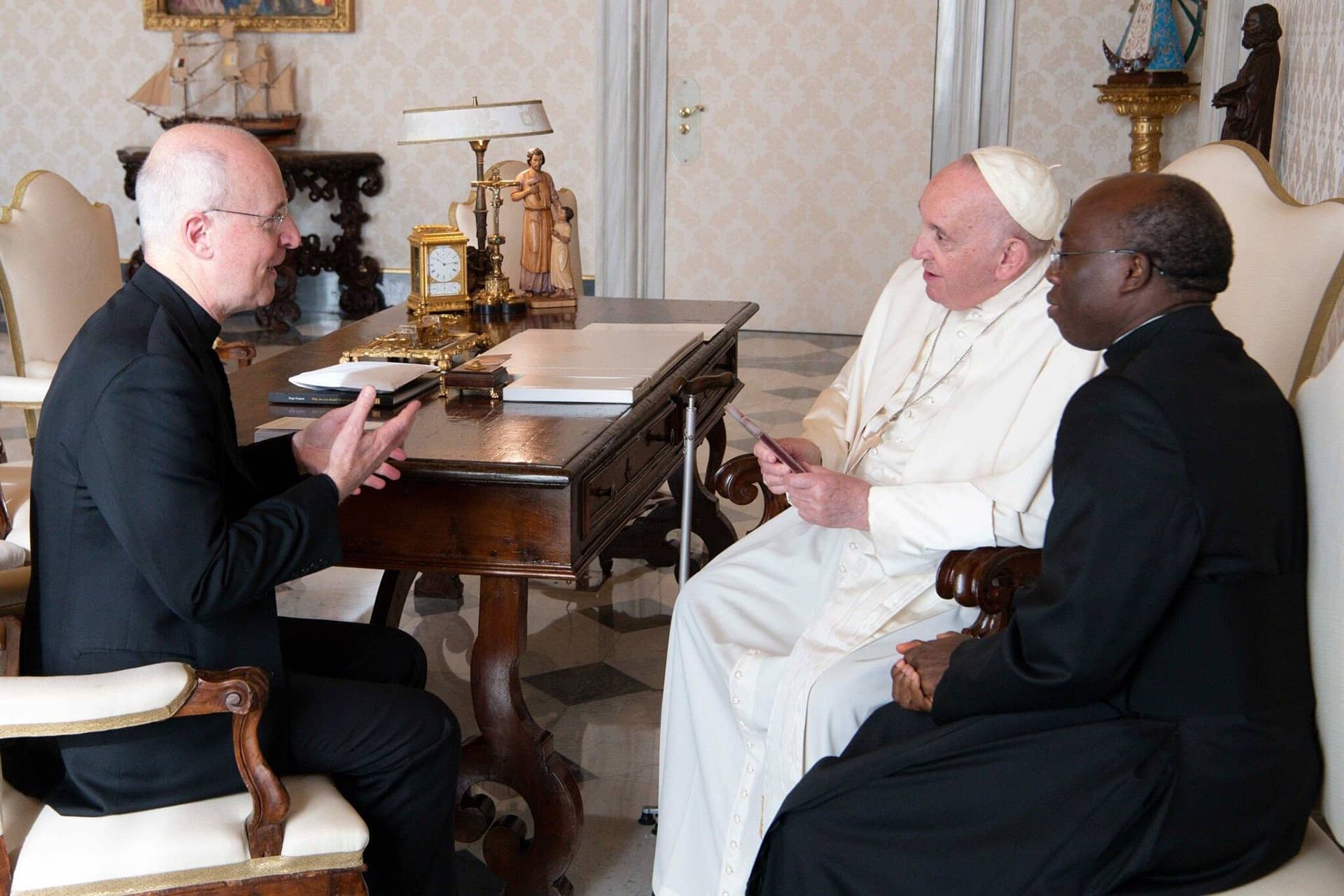 James Martin, SJ on X: An incredible passage from Pope Francis' document Gaudete et Exsultate, taking aim at Catholics with an obsession with the law, an absorption with social and political advantages [